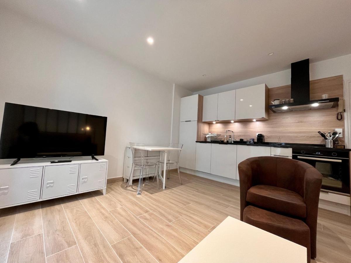Appartement Lumineux 2 Pieces, Coeur De Saint-Jean-De-Luz, Proche Plage Et Commerces, Avec Wifi - Fr-1-239-1002 Exterior photo